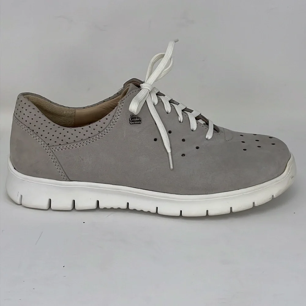 Finn Comfort Shoes NWOT Gray Sneaker Lace Up Size EU 35 US 5
